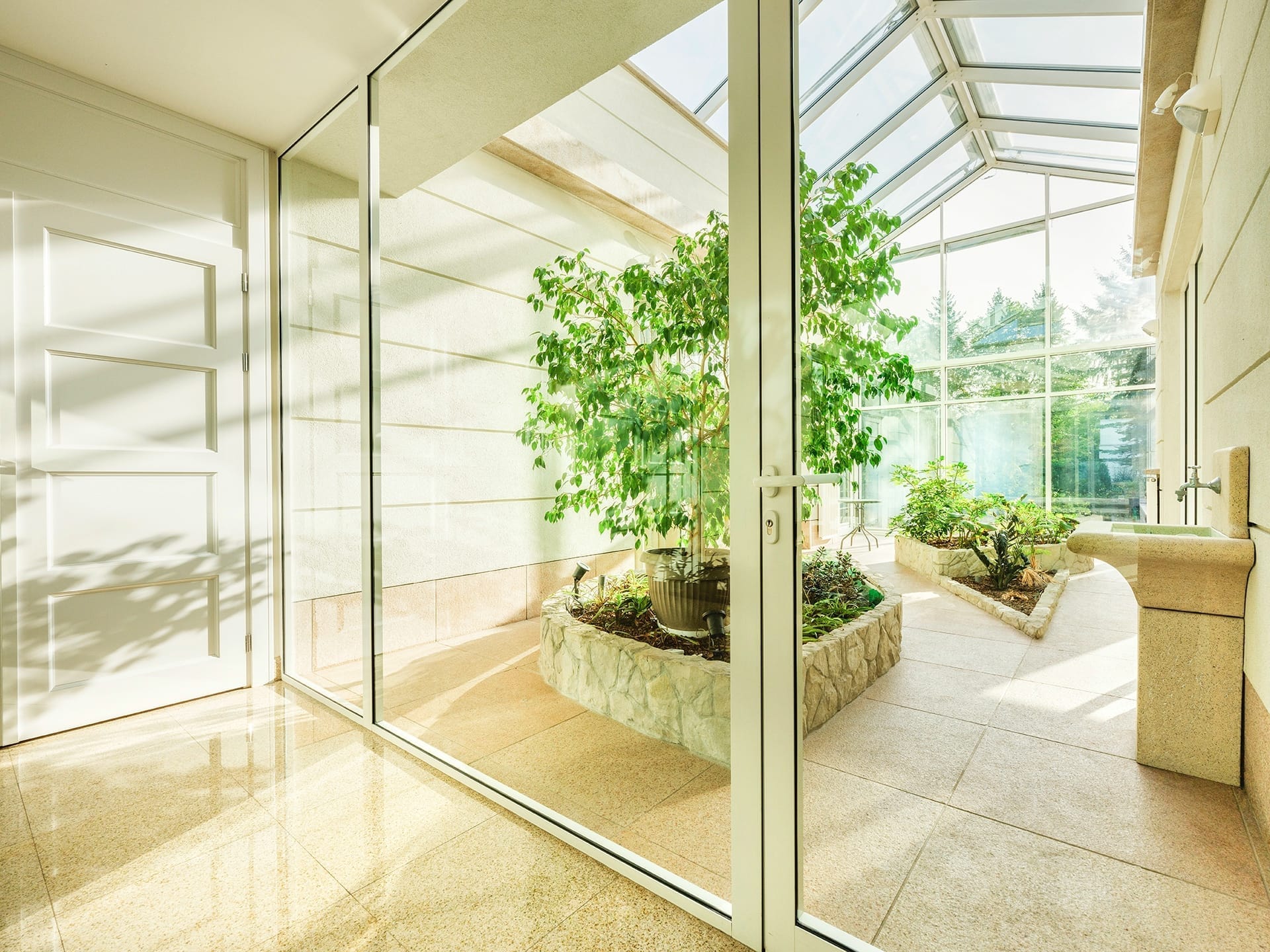 Ogród zimowy jako przestrzeń wypoczynku dla pacjentów